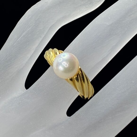 Mikimoto 8.18mm Akoya Pearl 18 karat South Sea Pearl ring 8.25g w/box JR8465 - Picture 2 of 10